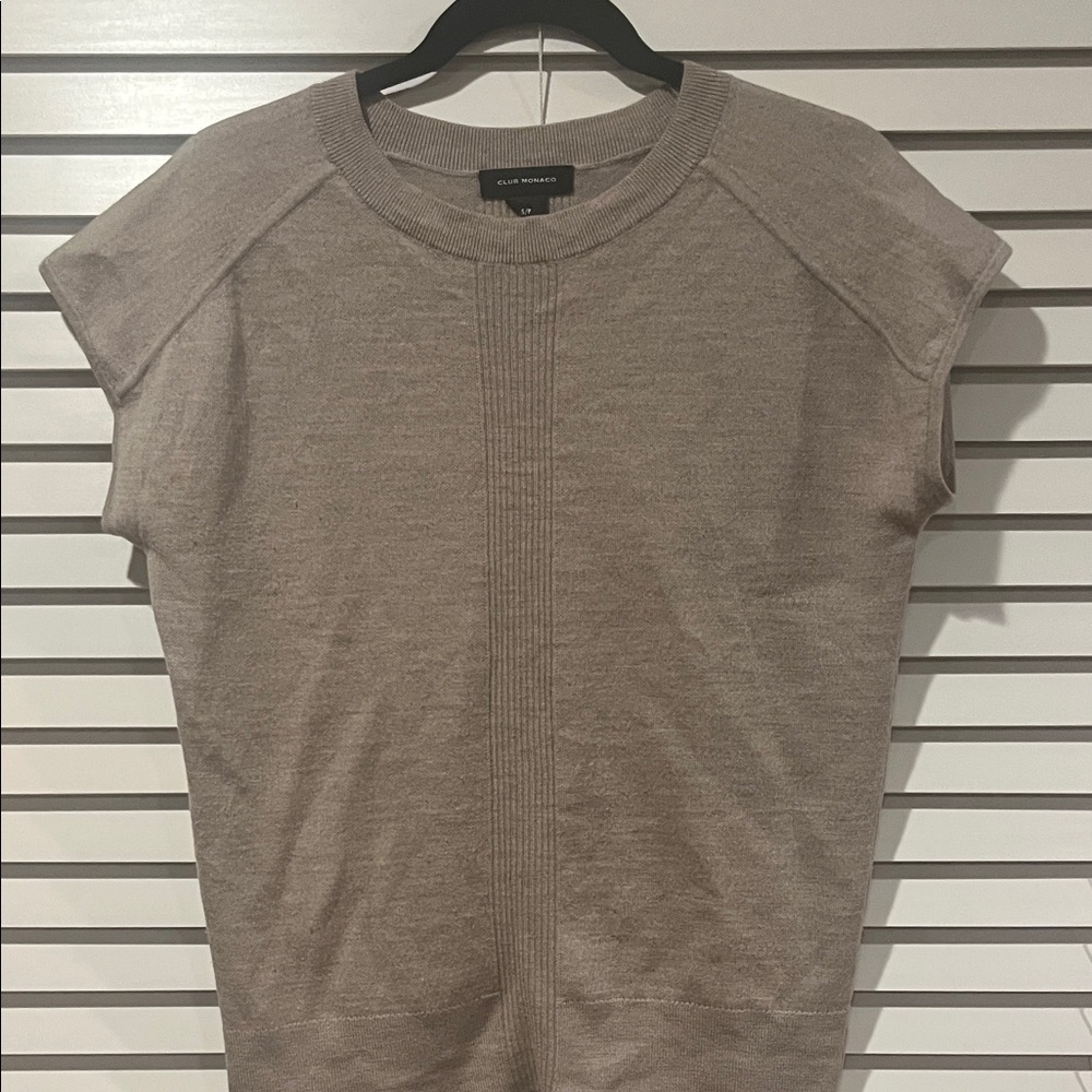 Club Monaco Taupe Short Sleeve Tee
